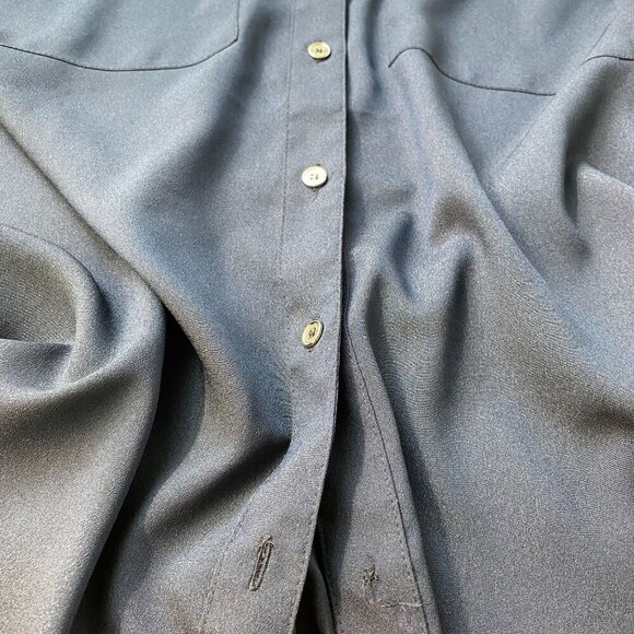Calvin Klein Women's Navy Button-Down Long Sleeve Shirt With Zipper Pockets used - Picture 8 of 10